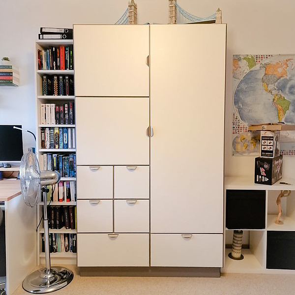 Schrank, Kleiderschrank, Schrank nach Maß, Schrank weiß, Schrank modern